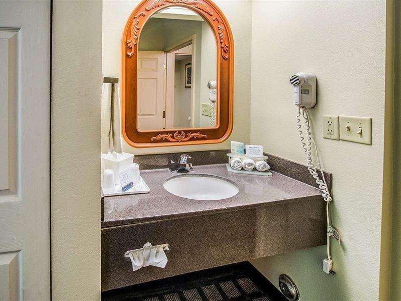 Savannah Gateway Hotel & Suites Georgetown Esterno foto