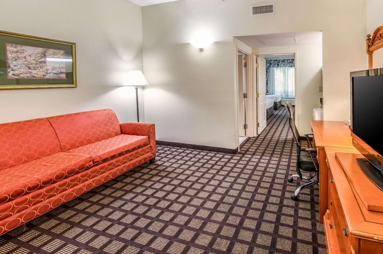 Savannah Gateway Hotel & Suites Georgetown Esterno foto
